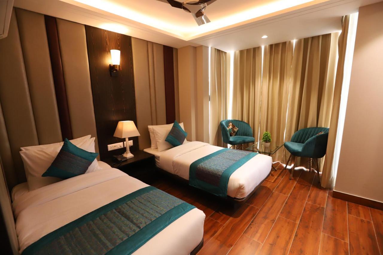 Hotel The Magic Tree - Paharganj Yeni Delhi Dış mekan fotoğraf