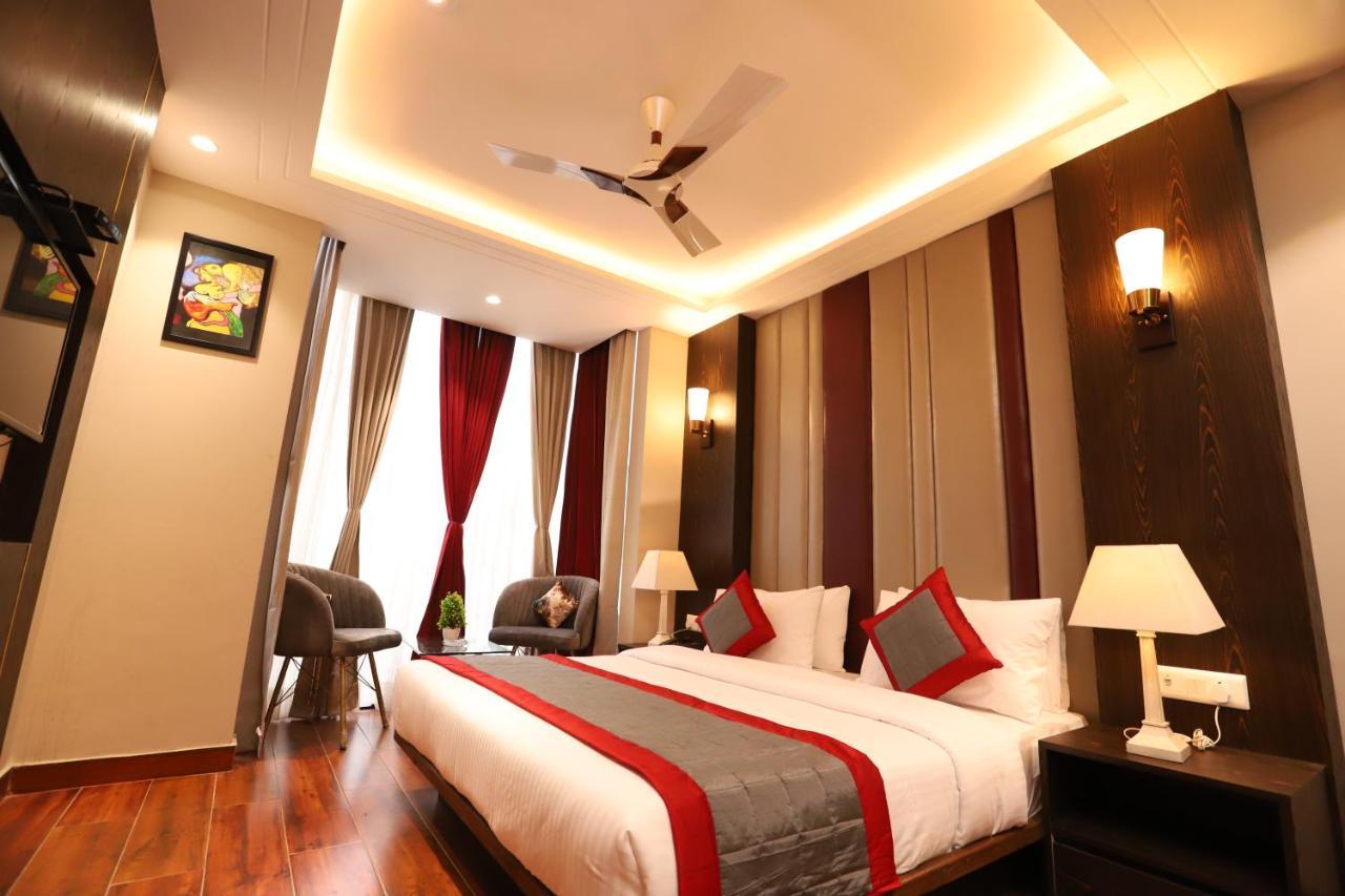 Hotel The Magic Tree - Paharganj Yeni Delhi Dış mekan fotoğraf