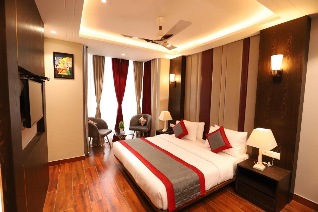 Hotel The Magic Tree - Paharganj Yeni Delhi Dış mekan fotoğraf