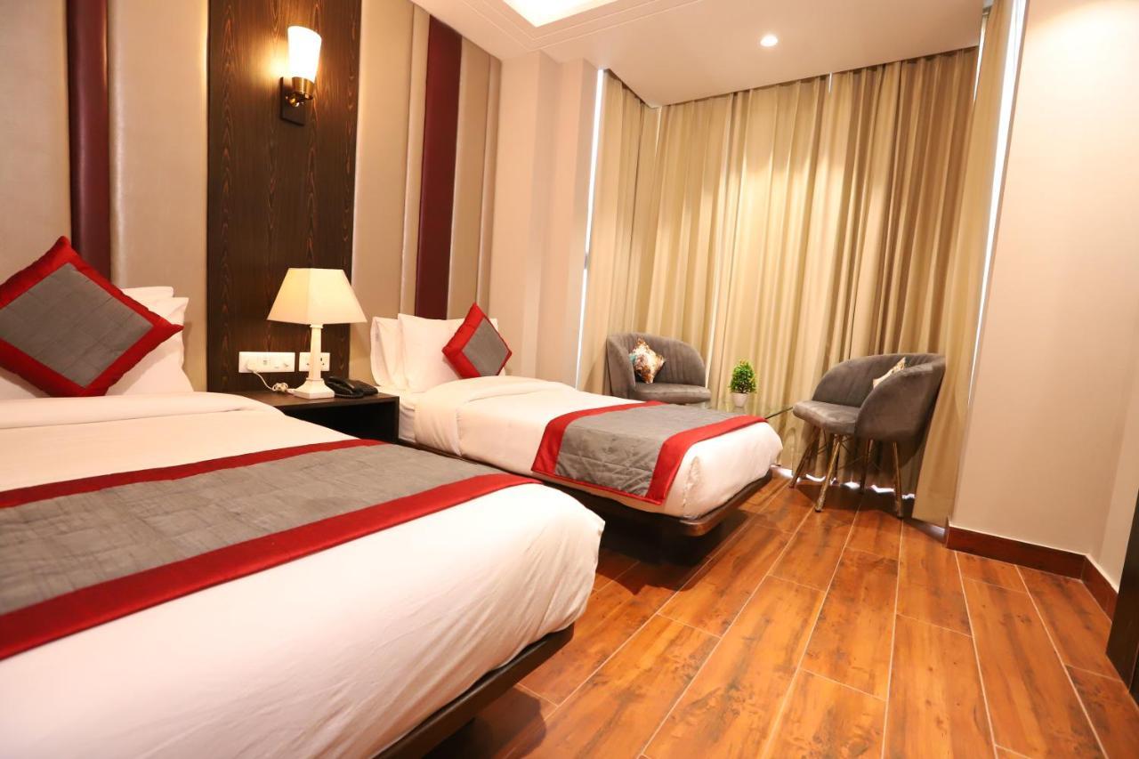 Hotel The Magic Tree - Paharganj Yeni Delhi Dış mekan fotoğraf