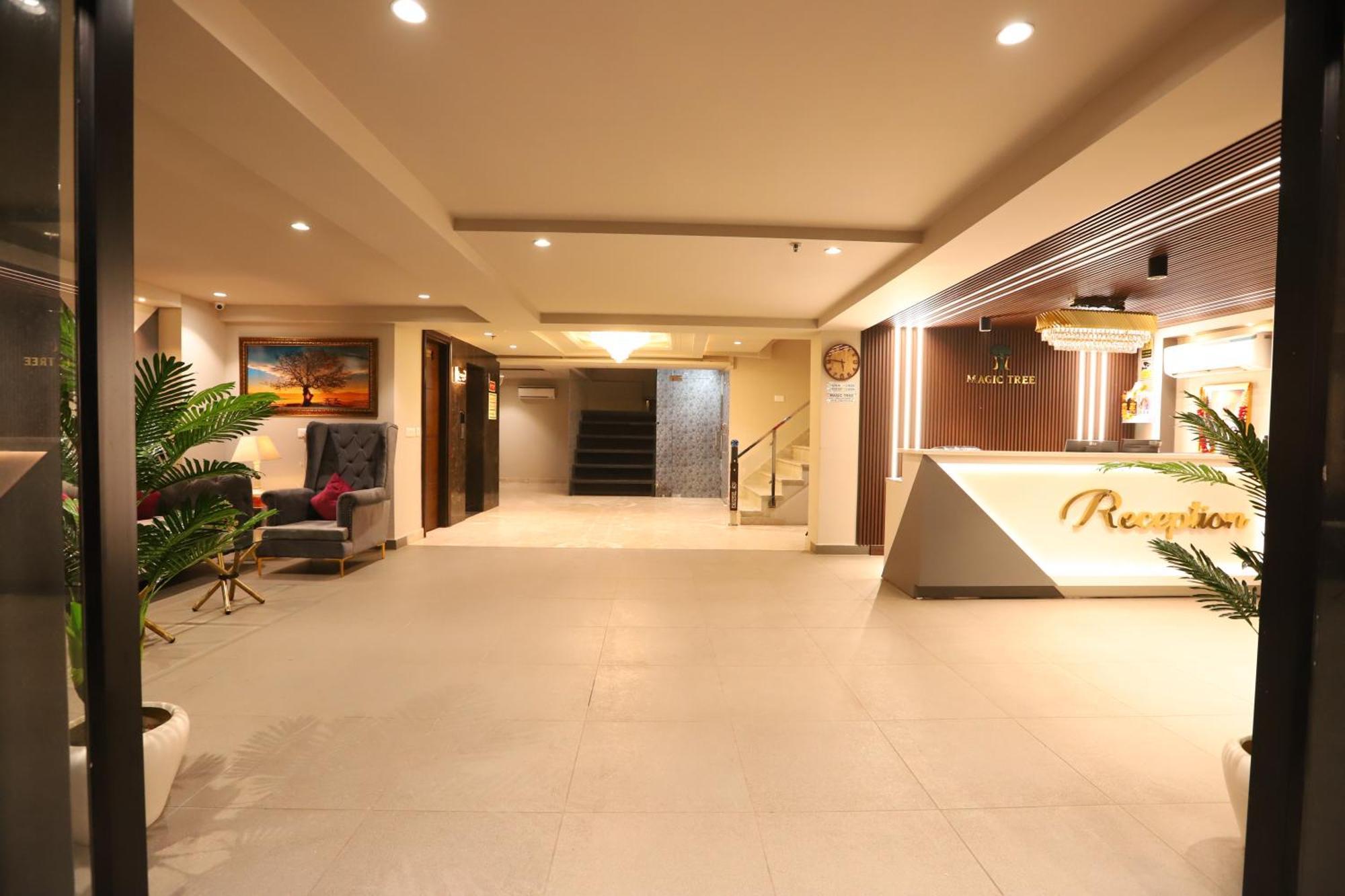 Hotel The Magic Tree - Paharganj Yeni Delhi Dış mekan fotoğraf