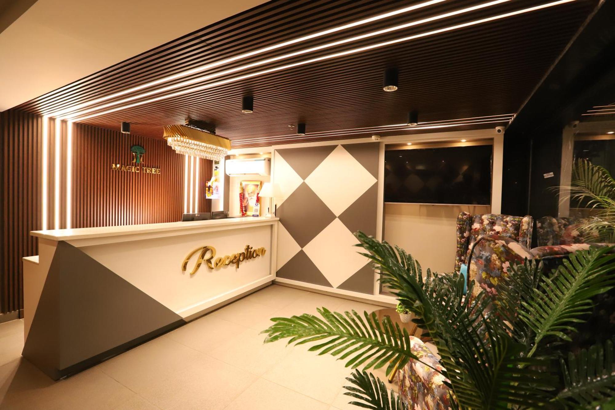Hotel The Magic Tree - Paharganj Yeni Delhi Dış mekan fotoğraf